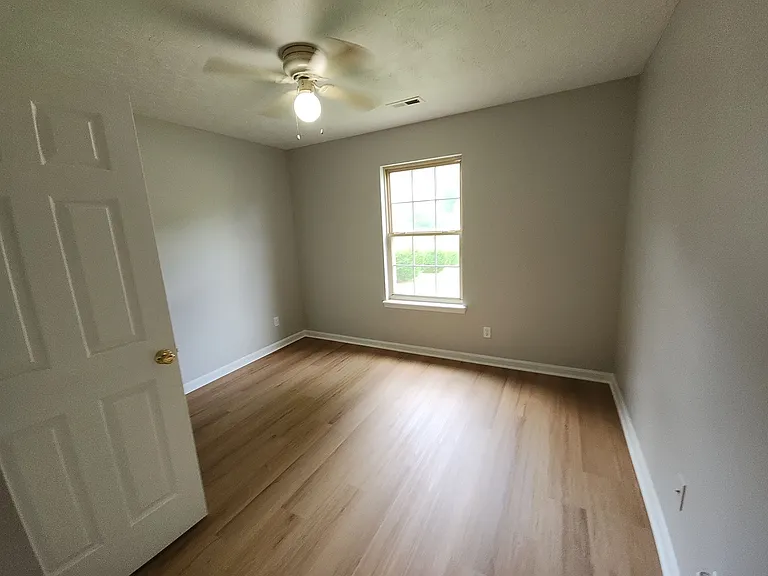 405 Parker Pl — Photo 23