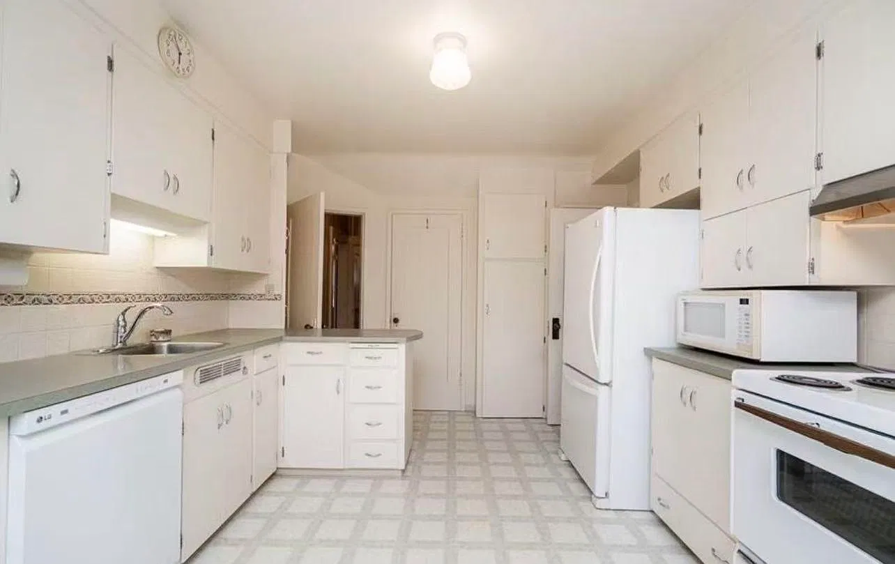 4 bed, 2073 sqft, $5,000 — Photo 2