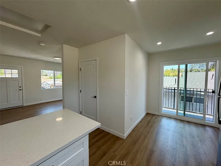1550 N Avenue 45 — Photo 9