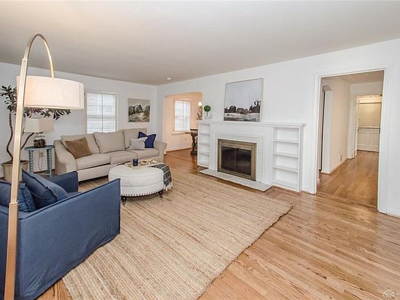 3rd image of 314 Orchard Hill Dr