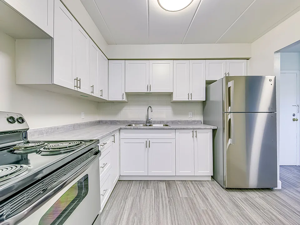 242 Linwell Rd