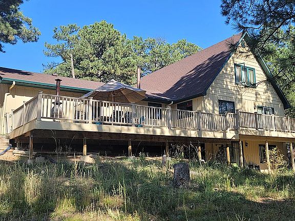 3rd image of 8110 Freeman Dr