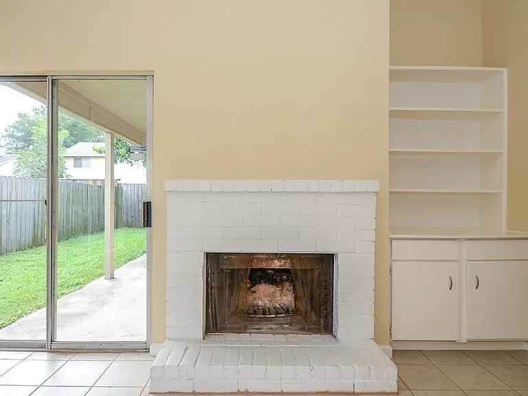 7611 Shaddock Dr — Photo 12
