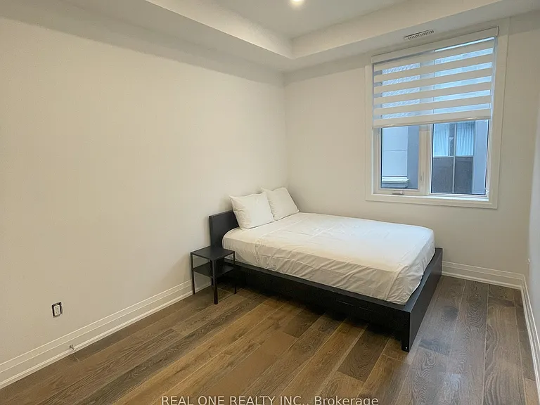 25 Dervock Cres #5 — Photo 13