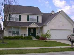 1228 Chestnut River Cross, Avon, IN