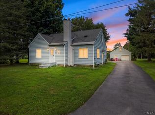 8 Davis St, Mexico, NY 13114