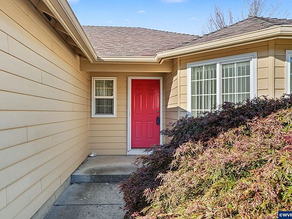 4th image of 855 Jev Ct NW