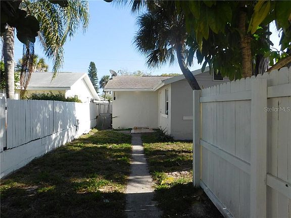3rd image of 350 78th Ave