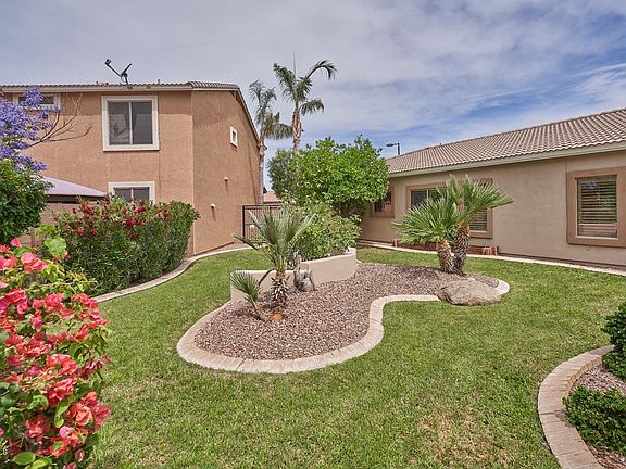 2nd image of 1059 S 99th Pl