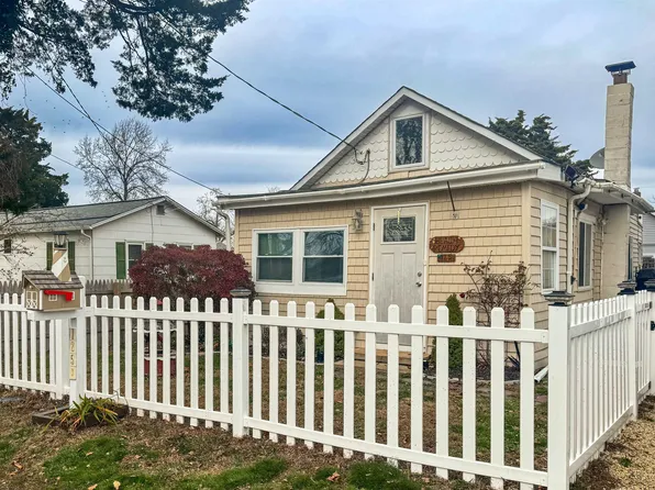 125 E Atlantic Ave, Villas, NJ 08251
