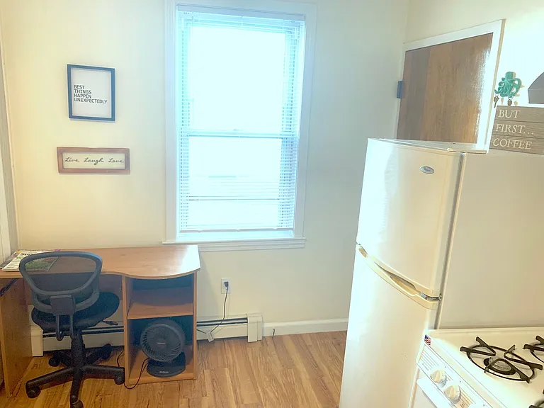 57 Preston St #1L — Photo 36