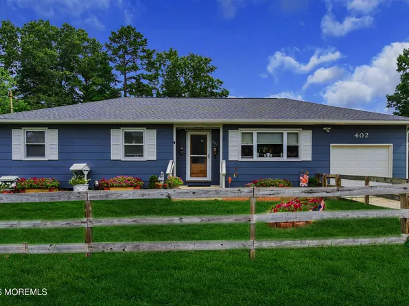 402 Lakeview Boulevard, Browns Mills, NJ 08015