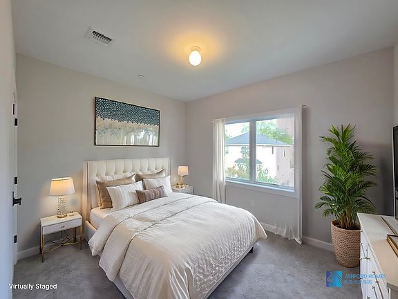 4th image of 228 Sinclair Ave #2A
