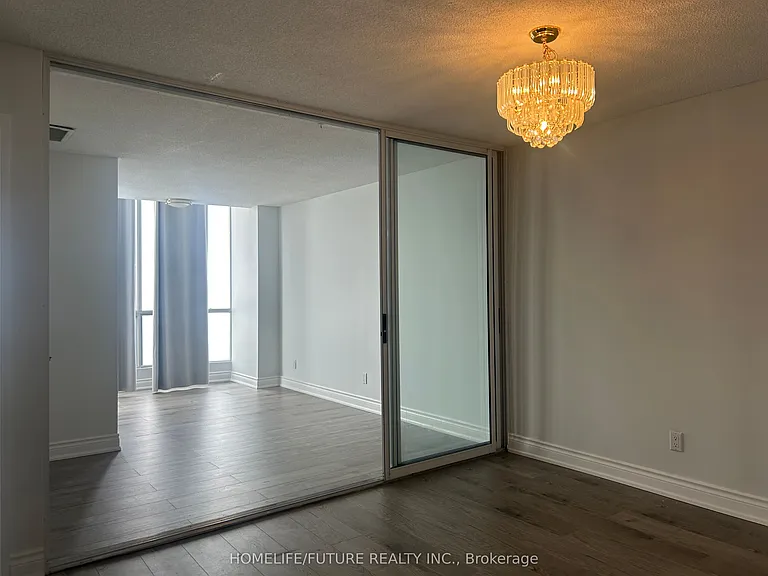 2550 Lawrence Ave E #2209 — Photo 5