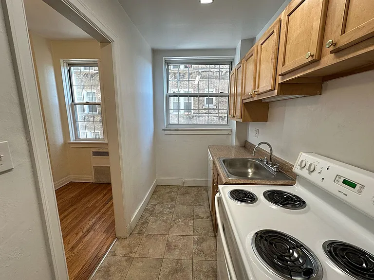 New King Edward Apartments — Photo 116