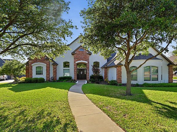 2nd image of 1512 Hunters Ridge Cir