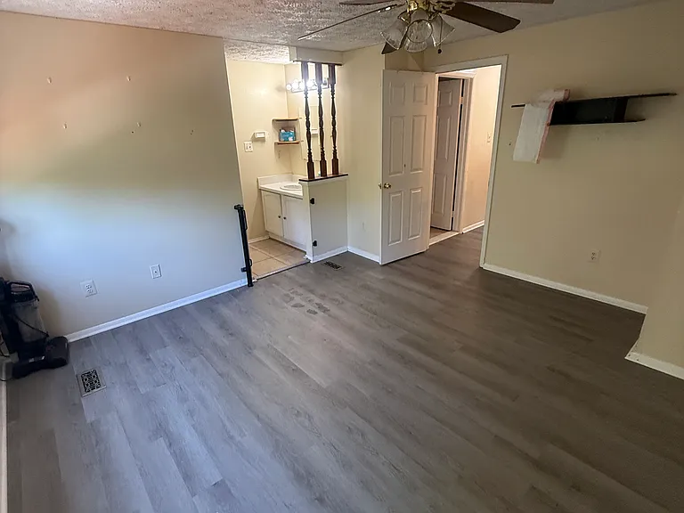 14105 Honey Hill Ct — Photo 19