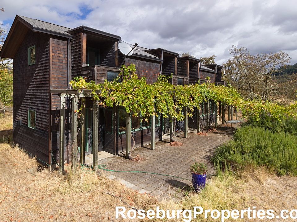1637 Sable Dr Roseburg OR