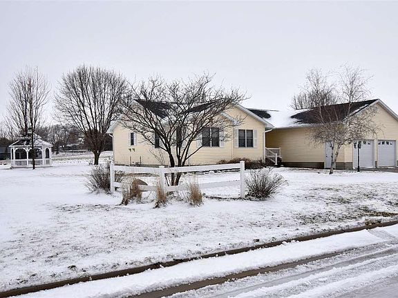 3rd image of 806 Northview Dr NE