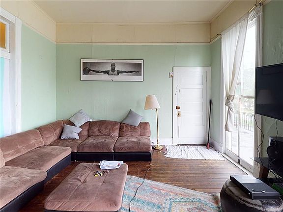 3rd image of 2236-38 Jefferson Ave