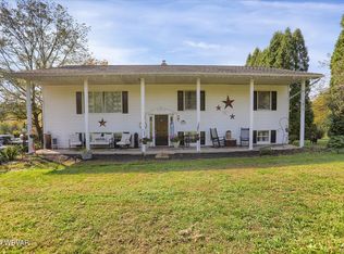 434 E Campbell Ln, Linden, PA 17744