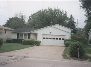 410 Michigan Ave, Sandusky, OH