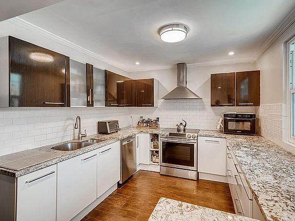 Spacious Kitchen