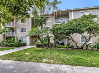 5045 Wiles Rd APT 201, Pompano Beach, FL 33073