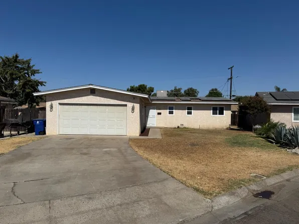 855 Estabrook Dr, Clovis, CA 93612