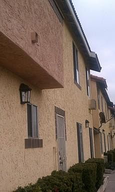 2nd image of 1337 N Broadway APT 24