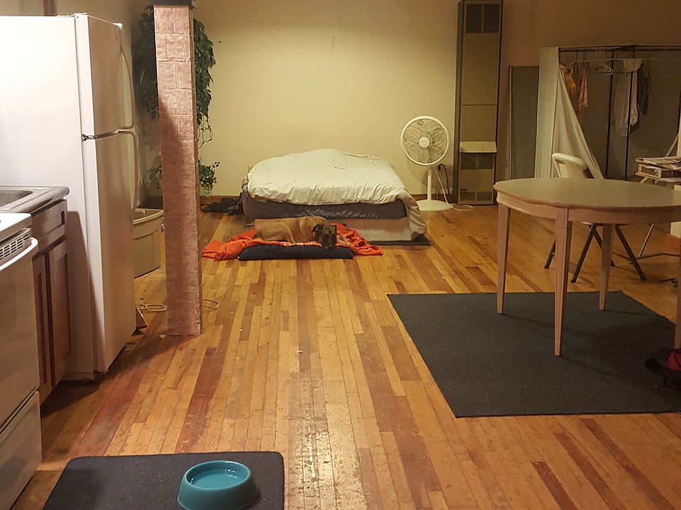 2nd image of 521 W Main St