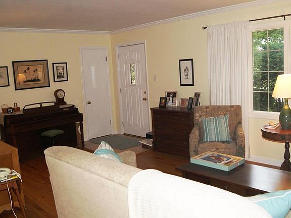 5th image of 3113 Northwood Dr