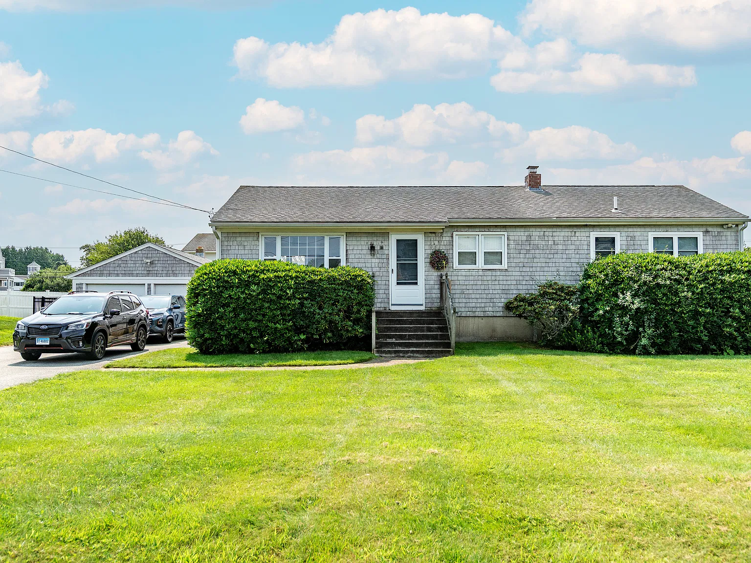 3 bed, 1200 sqft, $2,800 — Photo 3