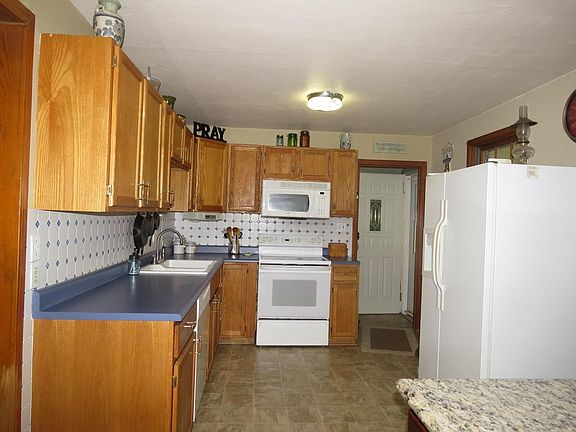 photo 4 kitchen