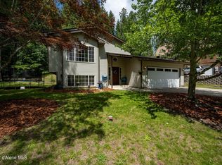 8657 N Clarkview Pl, Hayden Lake, ID 83835