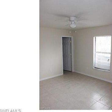 3rd image of 703 SE 4th Ter