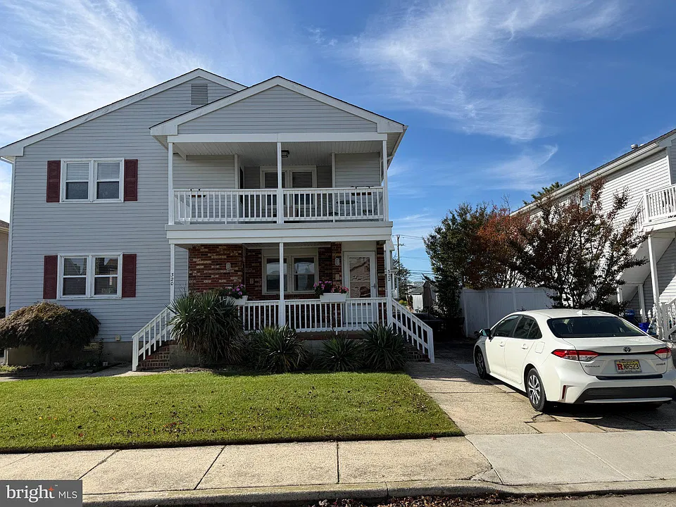 320-22 Waldon Dr