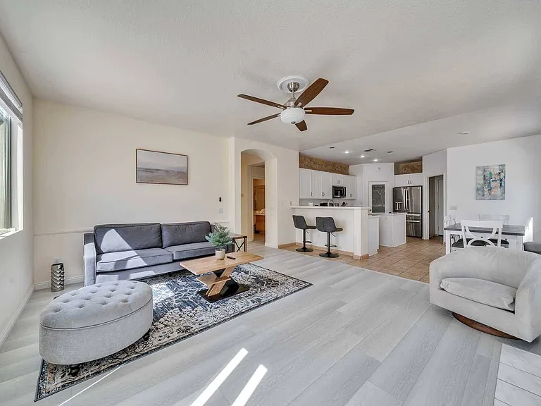 21585 Del Amo St — Photo 3