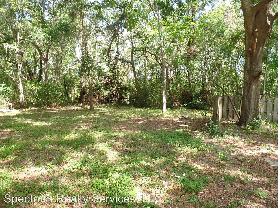 2nd image of 2859 Myrtis Rd