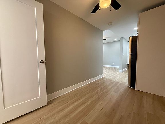 4th image of 3613 S Archer Ave #2R