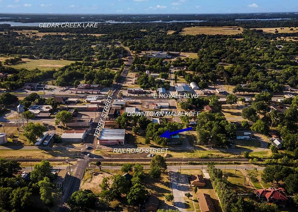1st image of Railroad St