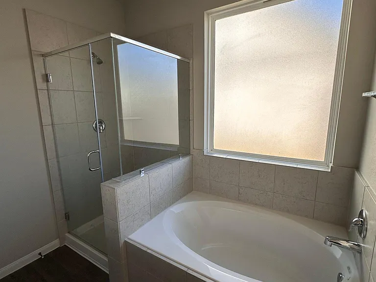 4715 Los Pines Way — Photo 10