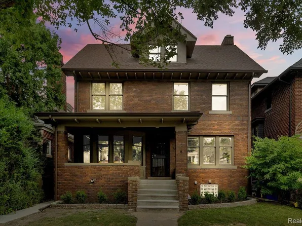 1794 Seyburn St, Detroit, MI 48214