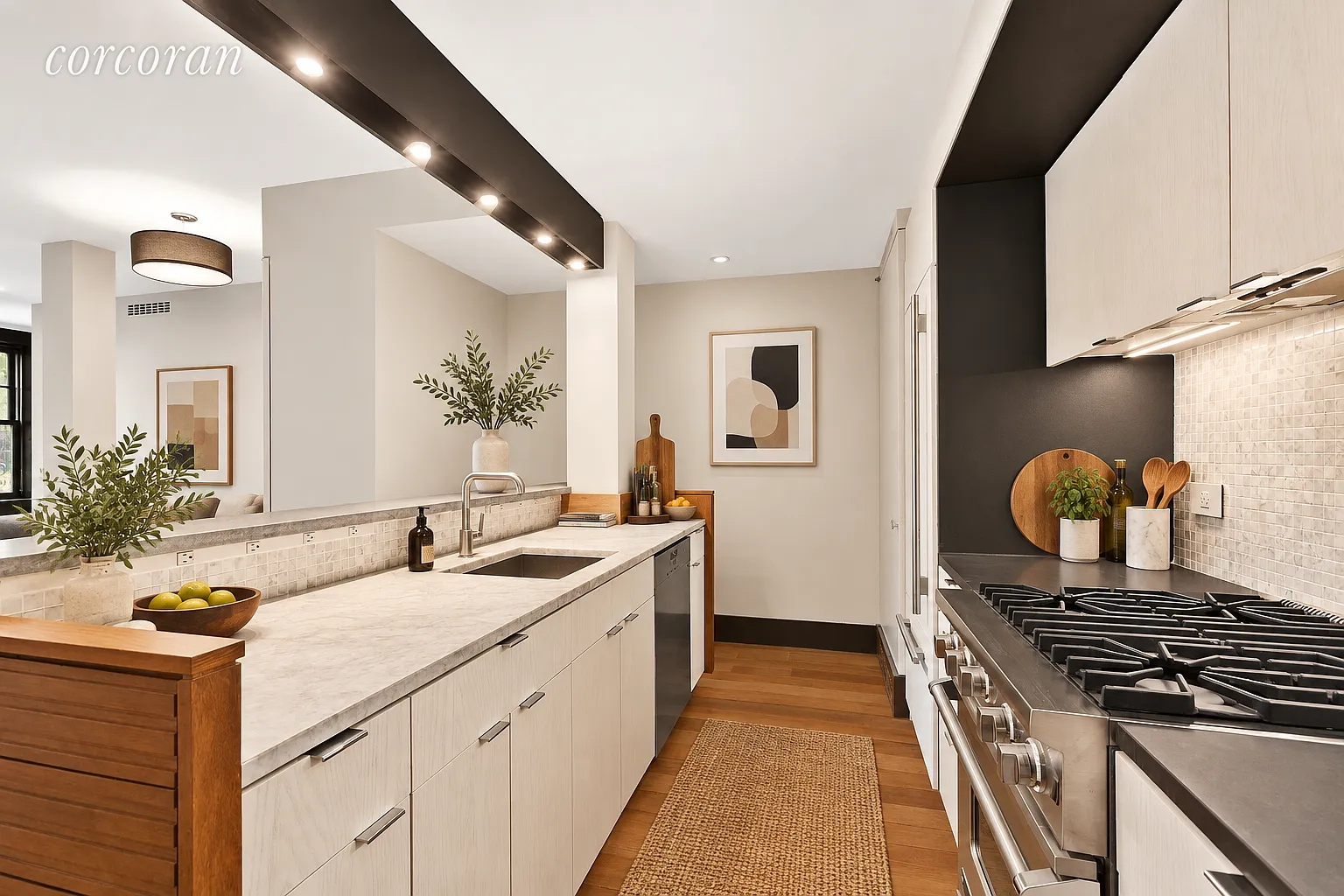 327 West 22nd Street — Photo 2
