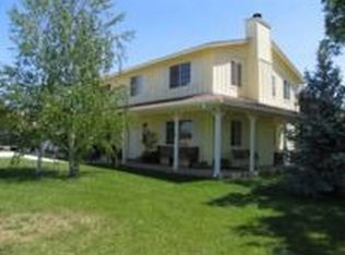 2395 Larkfield Pl, Paso Robles, CA 93446