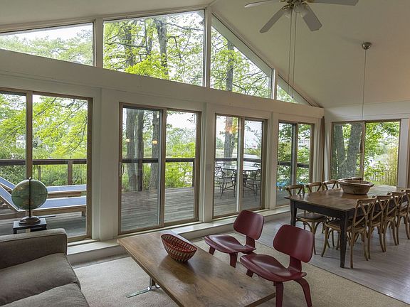 3rd image of 73 Lake Dr