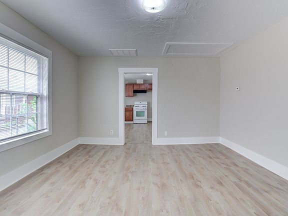 5th image of 1844 N Denver Ave #1844