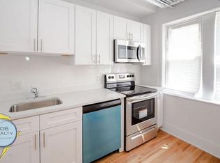 Beautiful Berwyn Apartments on Kenilworth!, Berwyn, IL 60402