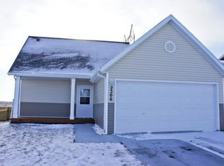 2306 63rd Ave S, Fargo, ND 58104