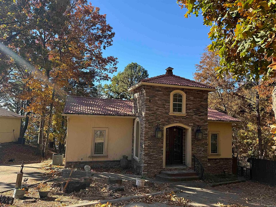 1st image of 48 Rose Cir